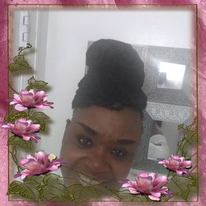 Meet your Posher, Juanita